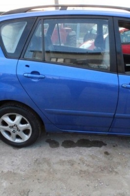 Toyota corolla verso 03 8q1 дверей праве  правий задній фото №1