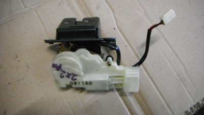 Mazda mpv 99-06 замок кришки задній фото №1