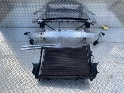 Mercedes c-klasa w205 ремень перед радиатор бензин фото №1