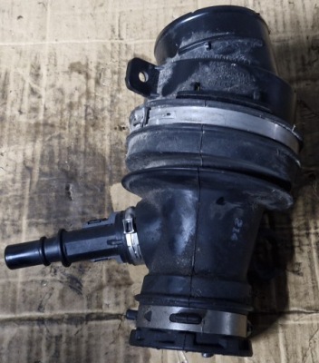 Шланг труба воздухозаборник воздуха wrangler jl kl 2.0 t 68398601aa фото №1