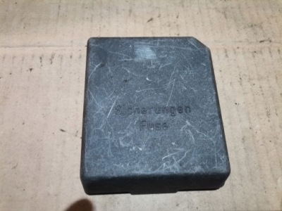 Защита коробка предохранителей mercedes w202 фото №1