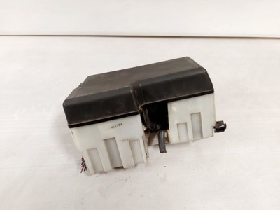 Mazda 5 i 1.8 2.0 b коробка предохранителей фото №1