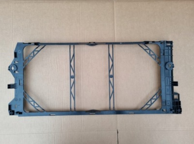 Volvo c40 xc40 polestar ev400 рамка радіатора 32249884 32339604 фото №1