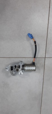 Suzuki vitara jimny swift клапан vvt контроля масла фото №1