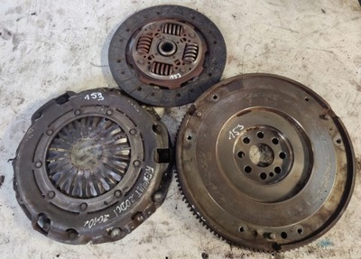 Renault trafic ii 2.0dci колесо маховик 8200474648 зчеплення 985 фото №1