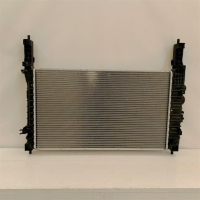 Радиатор воды opel mokka x trax 95298554 фото №1