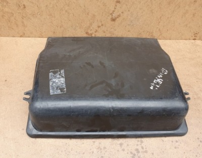 Крышка аккумулятор mercedes 3804260265 фото №1