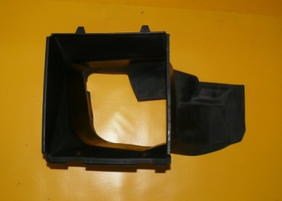 Труба повітрозабірник тунель повітря лівий audi a8 d2 3.3 tdi фото №1