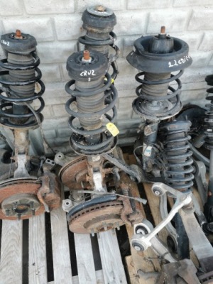 Поворотний кулак амортизатор правий chevrolet cruze 2.0 фото №1