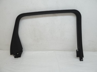 Citroen c3 aircross левая задняя рамка пластик дверь 13452261 фото №1