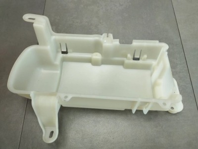 Bmw 7 g11 кронштейн розподільника струму 9331165 фото №1