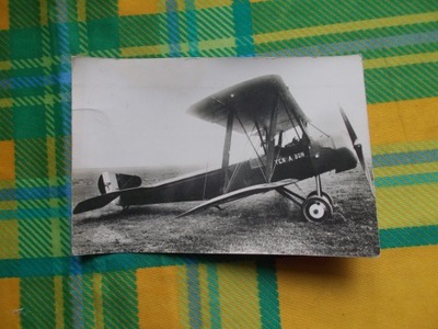 stary samolot biplan
