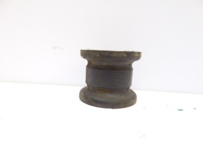 E klasa w124 250 lift 93-96 кронштейн гумовий елемент тяга стабілізатора фото №1