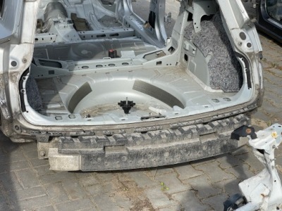 Opel insignia a универсал ремень задний пол балка пластики фото №1