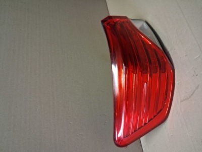 Toyota avensis t27 седан рестайлінг  фара ліва задній задня фото №1