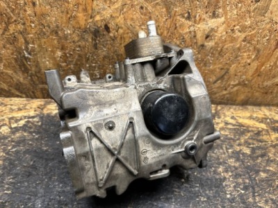 Поддон масла масляная dacia renault 1.0 sce 111112289r фото №1