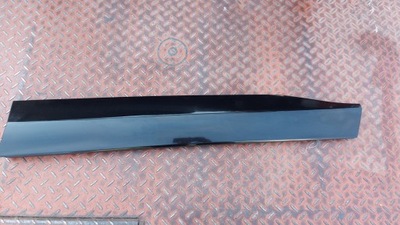 Молдинг двері права правий перед toyota rav4 v 18- фото №1