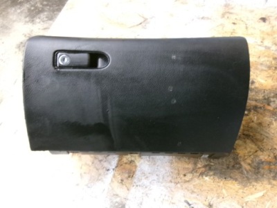 Mercedes w205 бардачок пассажира фото №1