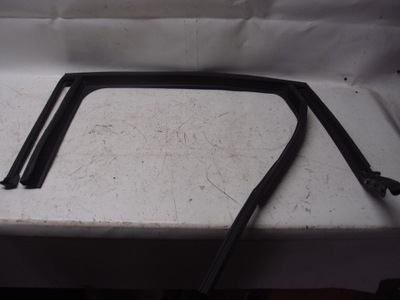 Прокладка двері лівий задня mini cooper f54 фото №1