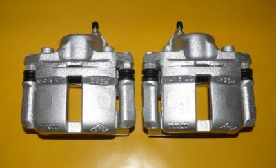 Суппорты левый правый перед dacia sandero i 259/20,70 фото №1