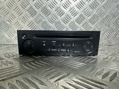 Renault clio ii радіо 8200057681a фото №1