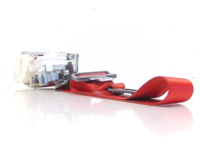 Pas безпеки правий перед mercedes w172 amg фото №1