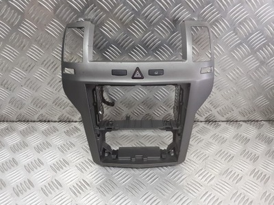 Консоль середня opel zafira b 13100105 фото №1
