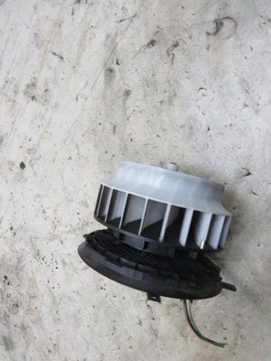 Резистор вентилятор mercedes w205 0130309002 фото №1