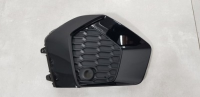 Audi a3 8y решітка бампера ліве перед 8y0807953 фото №1