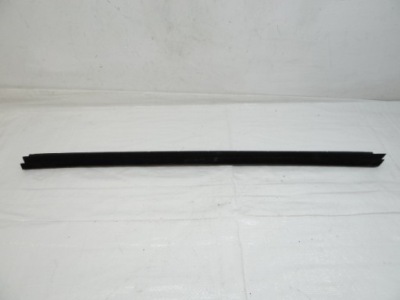 Peugeot 508 i sedan левая передняя внутренняя молдинг уплотнитель фото №1