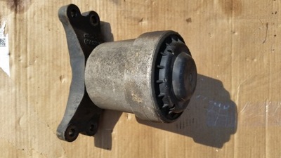 Подушка кронштейн ford transit custom bk21-6f012-ad фото №1