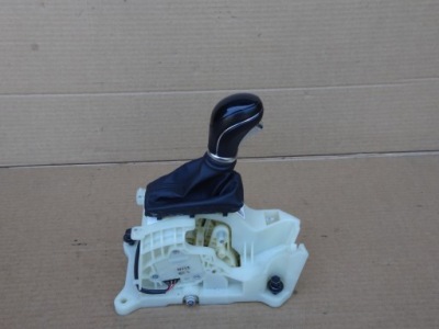 Hyundai i30 ii выборщик ручка передач автоматическая коробка передач фото №1