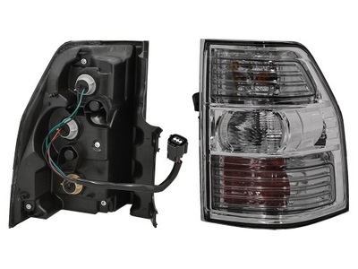 Mitsubishi pajero 2006- лампа задняя правая 8330a094 фото №1