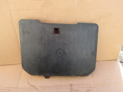 8 mercedes w126 пластик корпус na пол защита пол pod dywanikiem фото №1