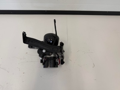 Блок клапанов abc mercedes s63 cl63 w221 w216 рестайлинг  2213200958 2213200435 фото №1