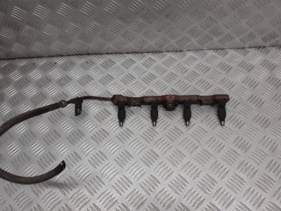 Молдинг впрыскная toyota corolla e12 1.4 vvti фото №1