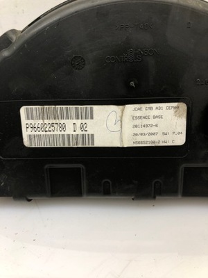 P9660225780d счетчик приборная панель citroen c3 фото №1