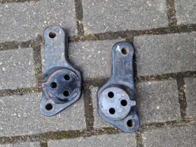 Кронштейн кронштейн подушки безпеки двигуна scania r 2112223 2112222 фото №1