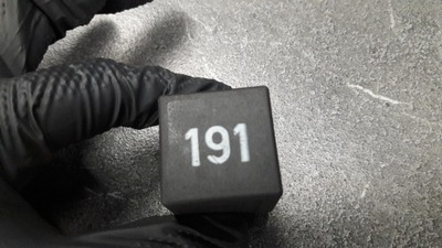 1h0953227 реле vw vento 191 фото №1