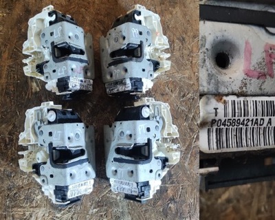 Замок двері лівий перед dodge avenger p04589421ad фото №1