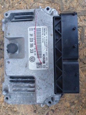 Бортовий комп'ютер блок керування двигуна 03c906022ak фото №1
