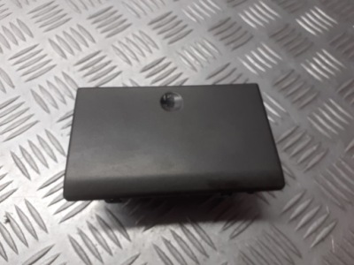 Пепельница opel vectra c 1.9 cdti 9181518 фото №1