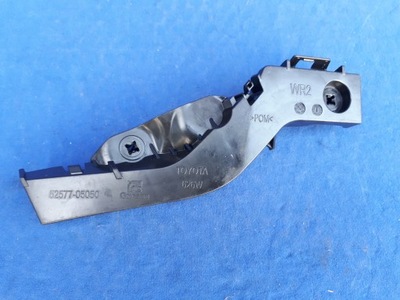 Toyota avensis t27 kombi 2015-2018 напрямна правий задня фото №1