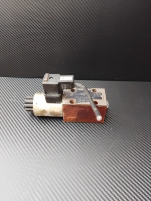 ROZDZIELACZ ELEKTROMAGNETYCZNY DENISON 4D01 3111 A101 B1G0Q