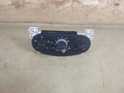 Dacia sandero i панель обдув кондиционера 08-12 фото №1