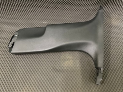 1494623-02-e захист стійка b ліва tesla model s фото №1