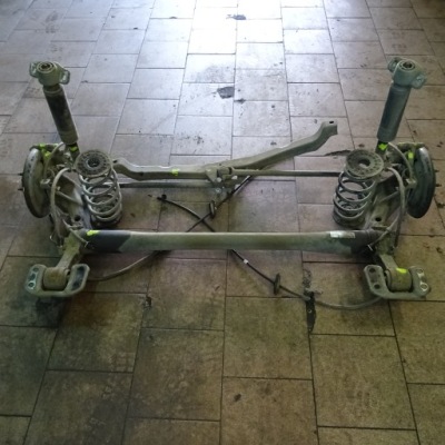 Opel astra j iv kombi oś задняя балка комплектная фото №1