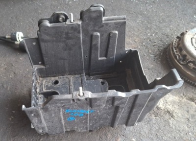 Ford ecosport 18r основание корпус аккумулятор gn15-10723-bd фото №1