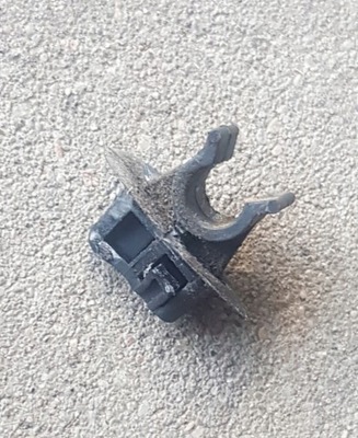 Кронштейн druta стрижень капот citroen c4 picasso 06- фото №1