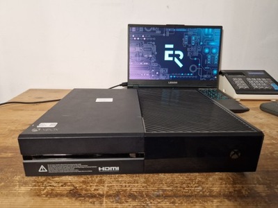 Konsola Xbox One czarny